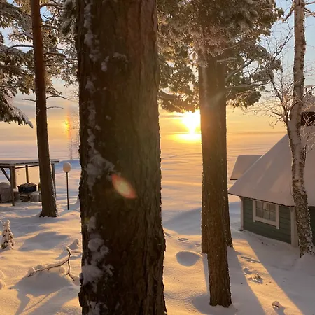 Villa Pahkaranta Lestijaerven Rannalla