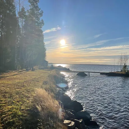 Villa Pahkaranta Lestijaerven Rannalla